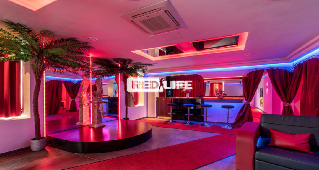 V&eacute;gezz Ausztri&aacute;ban erotikus &eacute;s escort