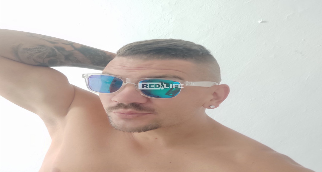 Traducci&oacute;n generada autom&aacute;ticamente:
&iexcl;Buenos d&iacute;as!
Soy un