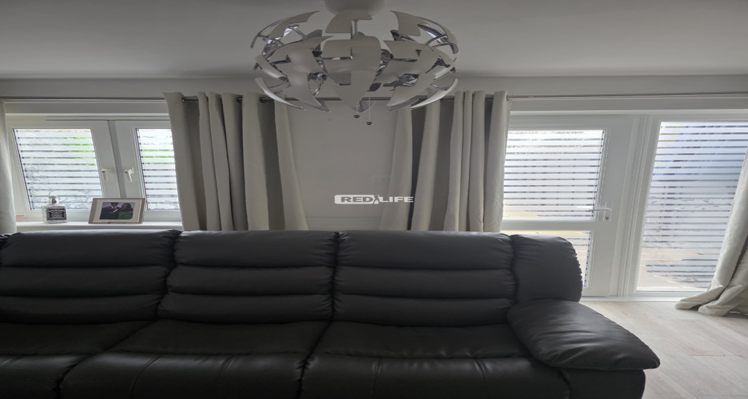 Sabrina&nbsp;
Room for escorting and massage