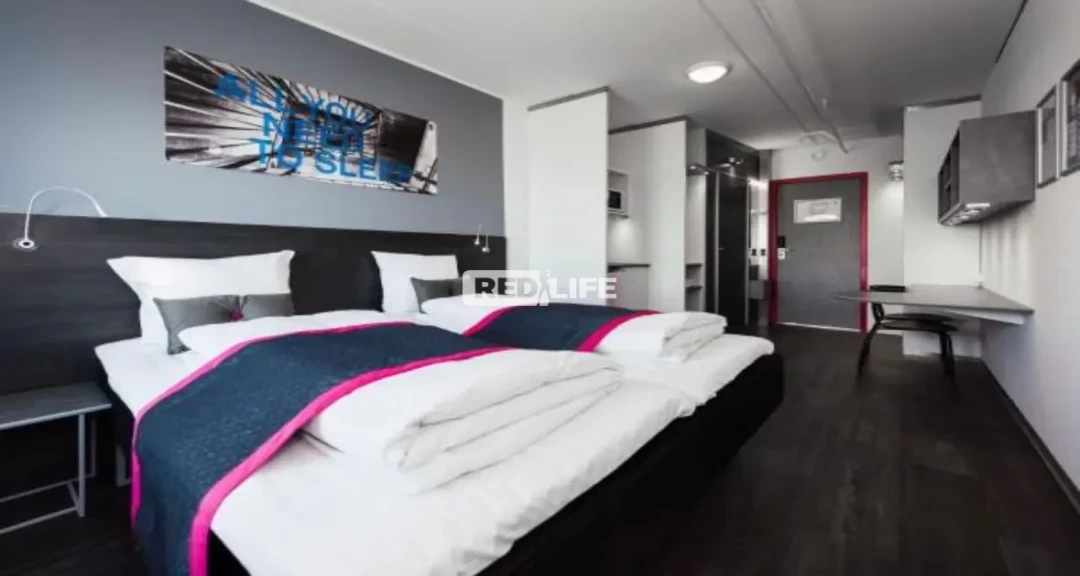 Bestzahlende Kundschaft + Hübsches Escort