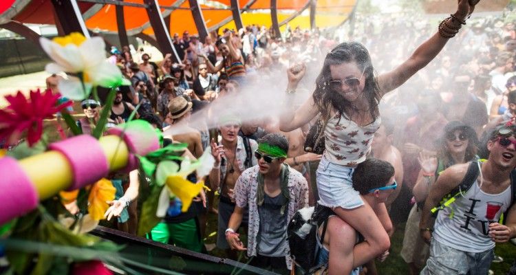 erotik model job in festivals