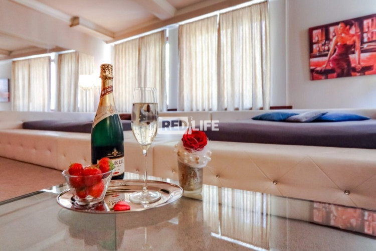 ELITE salon escort job Luxussalon